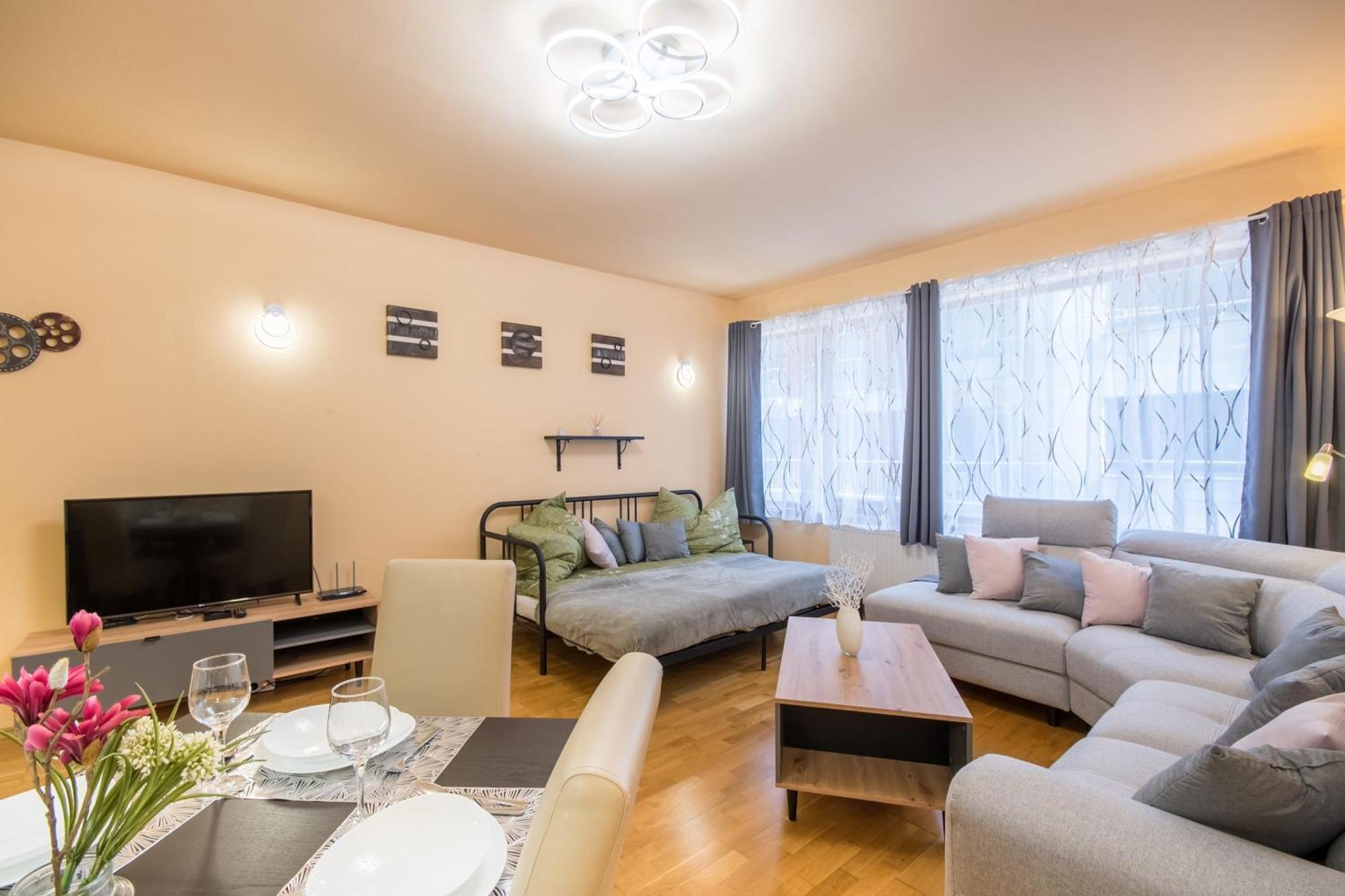 Very Central - Large - Balcony - Comfy Apartment Budapest Exterior photo